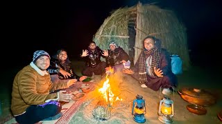 A Cold Spring Night in Forest | Living Night On The Bank Of River | Mubashir Saddique | Village Food