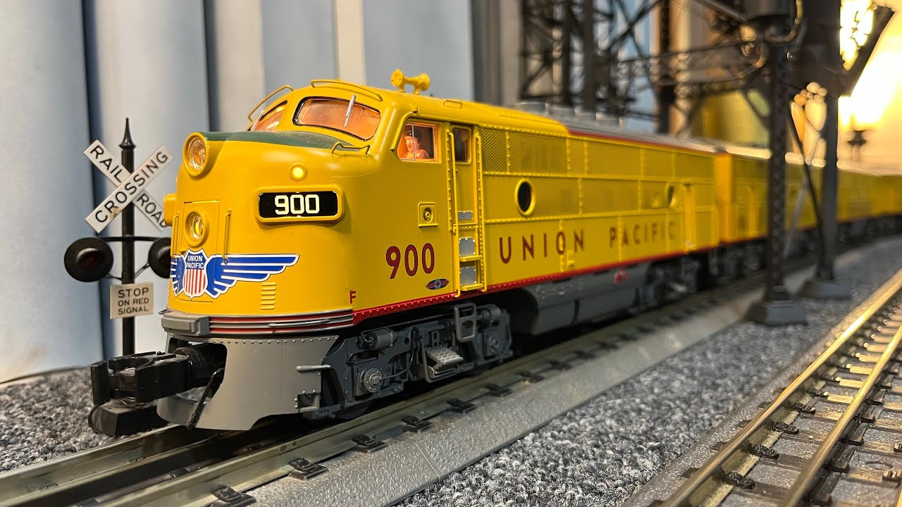 O Scale Lionel TMCC RS5 Union Pacific EMD F3 A-B-B-A Set With Great EMD 567 Roots Blower Sounds