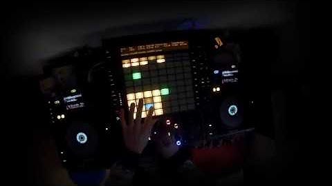 Making things work together (CDJ 900, Ableton Push, Xone:4D. Minimal, Techhouse) -  DottorK