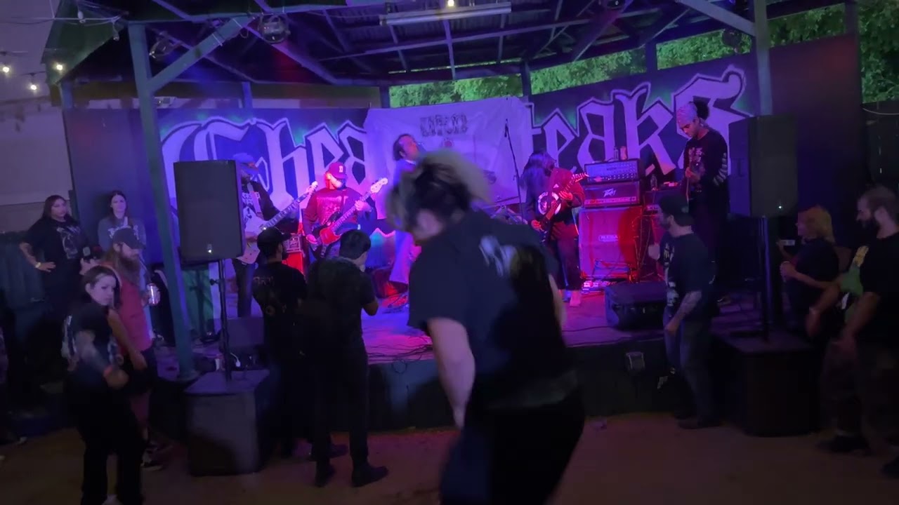 Mira Urn - Return to Ash / Altar en YouTube Mira Urn - Return to Ash / Altar en YouTube