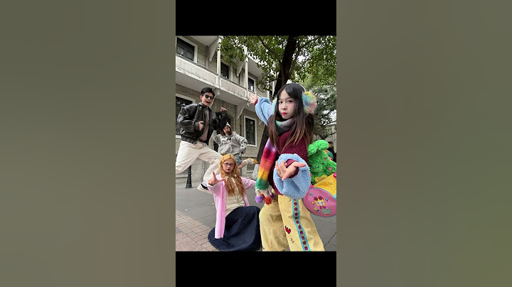 下次跟好朋友见面就这样拍吧！ #和好朋友出去玩这样拍照  #一起来拍照啦  #拍照姿势不同样  #开拍吧2025  #fila