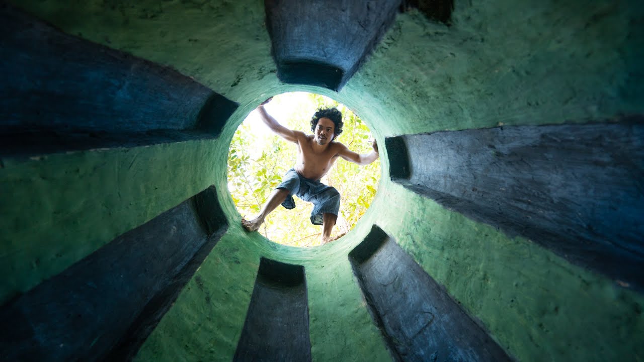 Building Secret Deep Hole Underground Mansion with Around Swimming Pool Underground