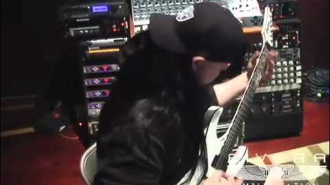 Mick Thomson recording for Slipknot