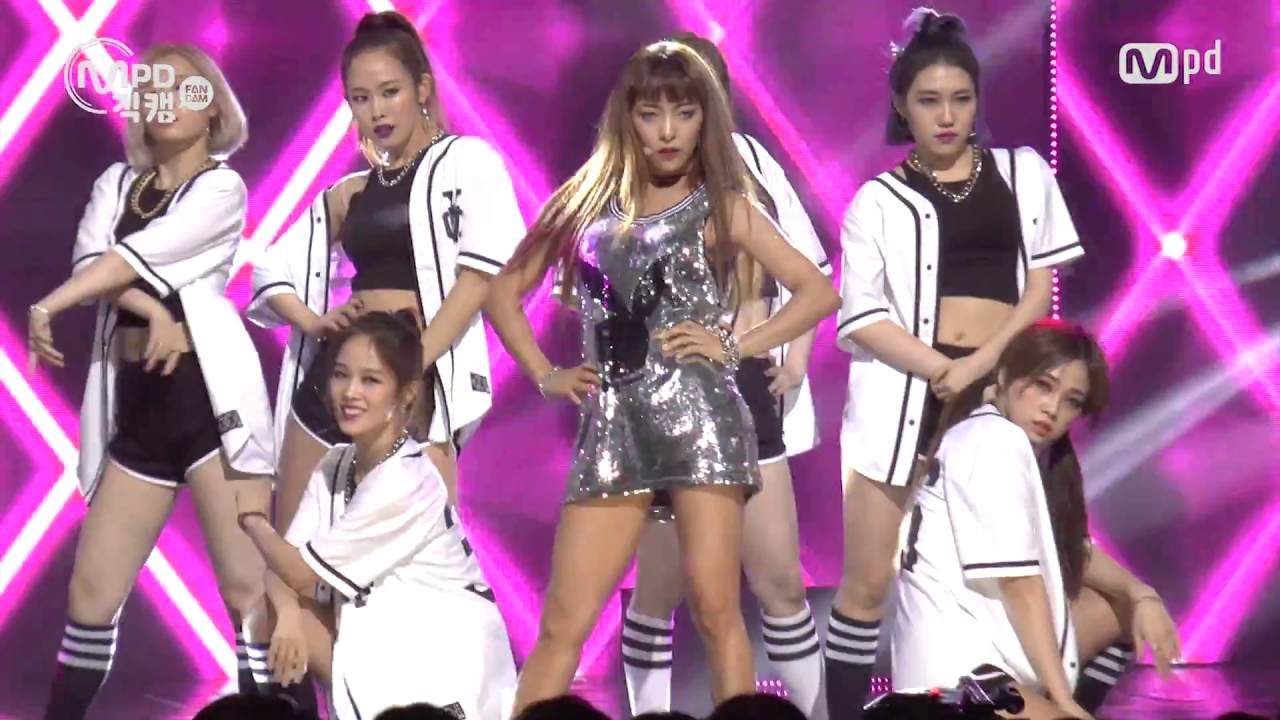 [MPD직캠] 루나 직캠 Luna Keep on Doin' Fancam @엠카운트다운_160609