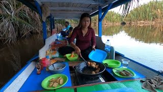 Download Lagu Kembali lagi mancing barang anak dan isteri hasil mancing langsung di masak di sungai  MP3