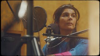 Manizeh - Gate Gate Paragate feat. ganavya (Official Video)