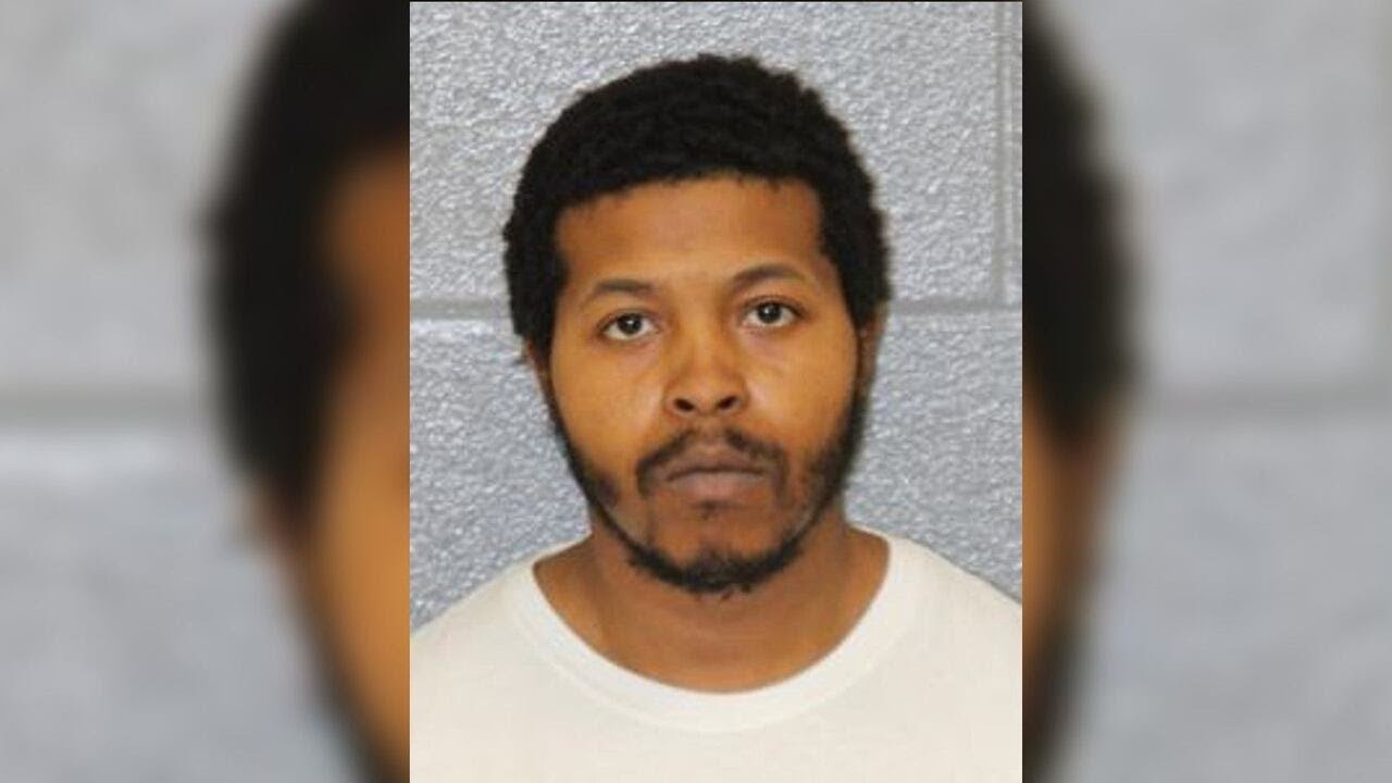 Man previously accused of murder arrested for armed robbery - YouTube