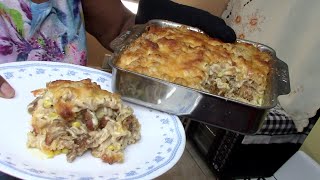 Mac &amp; Cheese Baked With Fried Chicken And Veggies Recipe