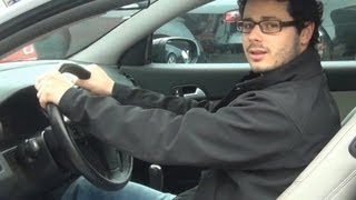 Posicion de las manos al volante