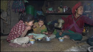 Village Mum first time cooking and feeding dry noodles for he children