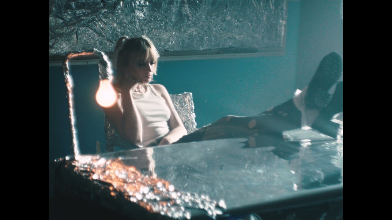 Chloe Lilac - 10 Things (Official Trailer)