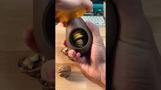 Walnut cracker with 3D Printing 🔩🤩-  3D Printed nutcracker - Oak wood filament