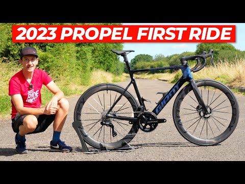 NEW 2023 Giant Propel Advanced SL FIRST RIDE REVIEW: 6.9kg Aero Race Bike!!!