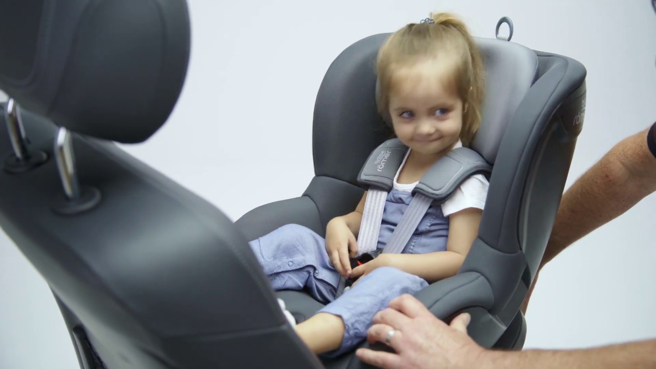 buckle-upp - #buckleupp am #Britax #Römer #Dualfix M #isize in allen Farben  . . . #gurtschloss #sicherung mit #polstereffekt #addon für den  #kinderautositz #gruppe I & II #abschnallschutz für #kinder #cushioned  #harness #