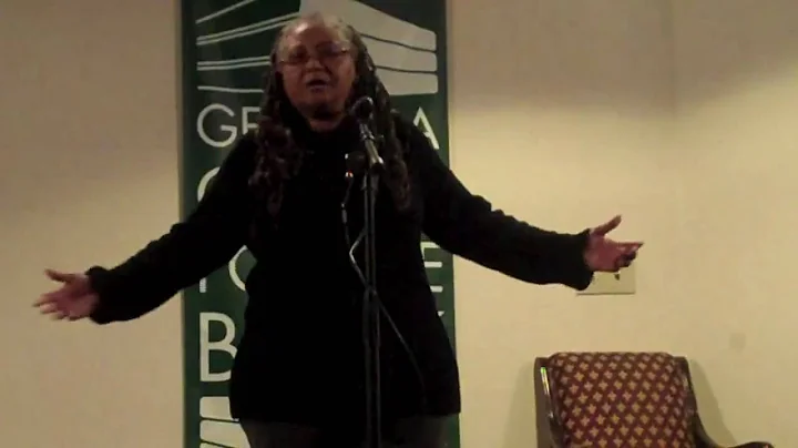 Alice Lovelace performs Wild Woman