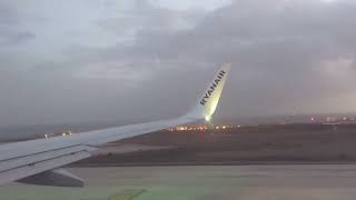 Take off Boeing 737 , Tenerife South Airport