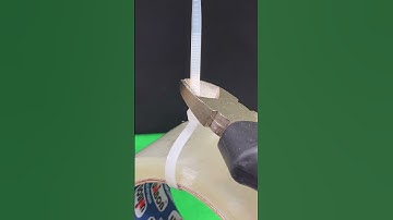 This ingenious scotch tape idea is sure to come in handy.  #diy #tips #lifehacks