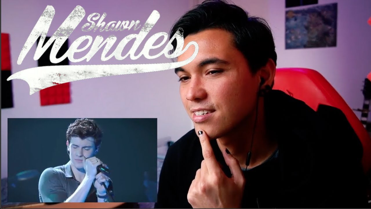 BUSKER REACTS TO SHAWN MENDES: BAD REPUTATION LIVE