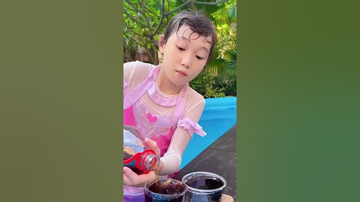 เล่นน้ำเมื่อยล้าก็แบ่งโค้กให้! Tang Laoliu ถูก Wu Tong หลอกอีกครั้ง#comedy #cosplay #douluodalu
