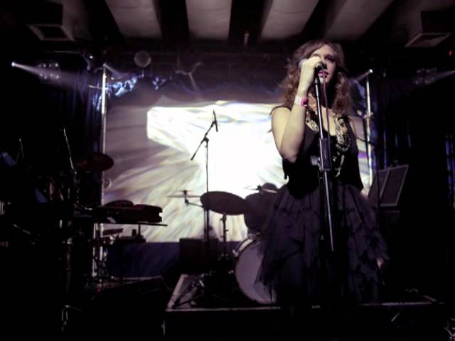 在 YouTube 上观看 Submotion Orchestra - Blind Spot 在 YouTube 上观看 Submotion Orchestra - Blind Spot