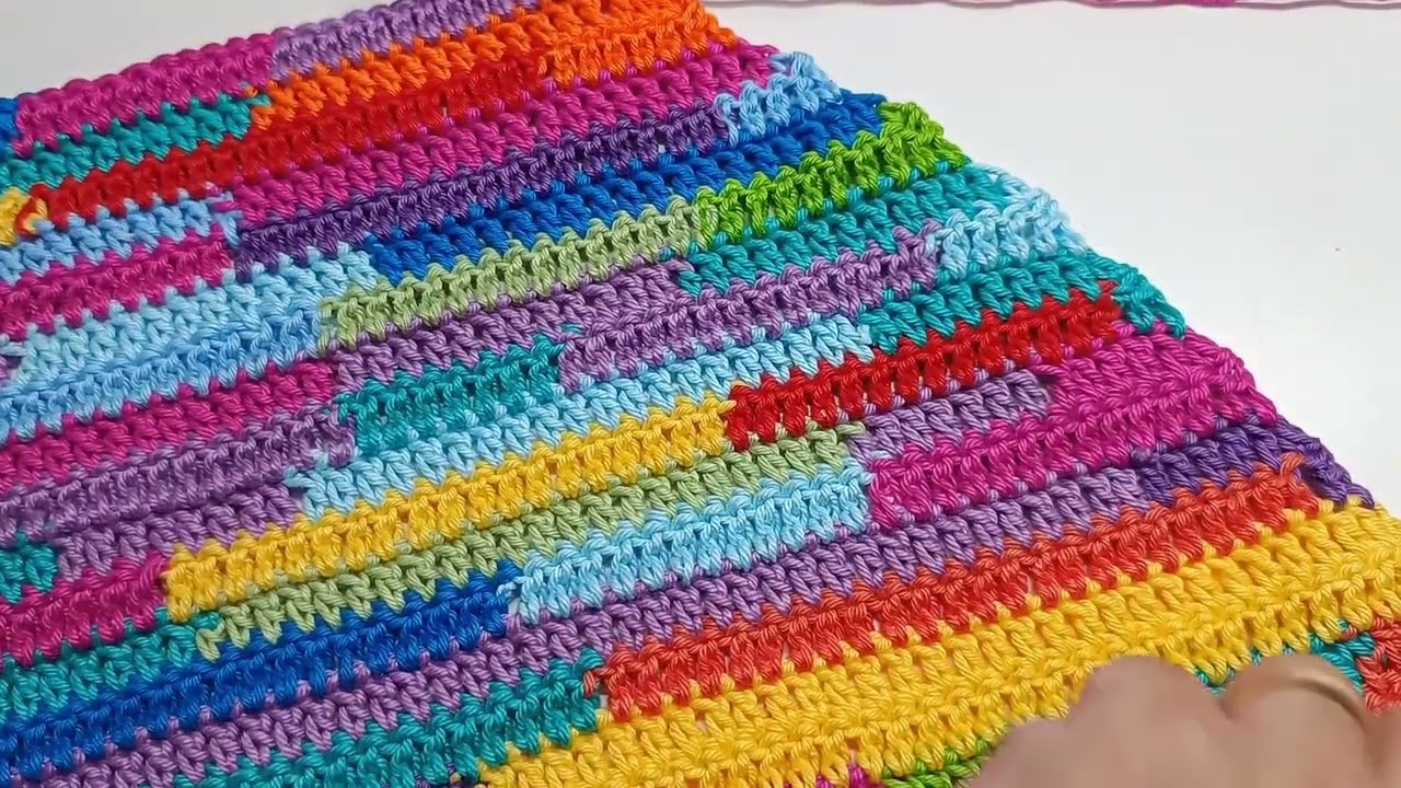 Frente Unica Folia em crochê