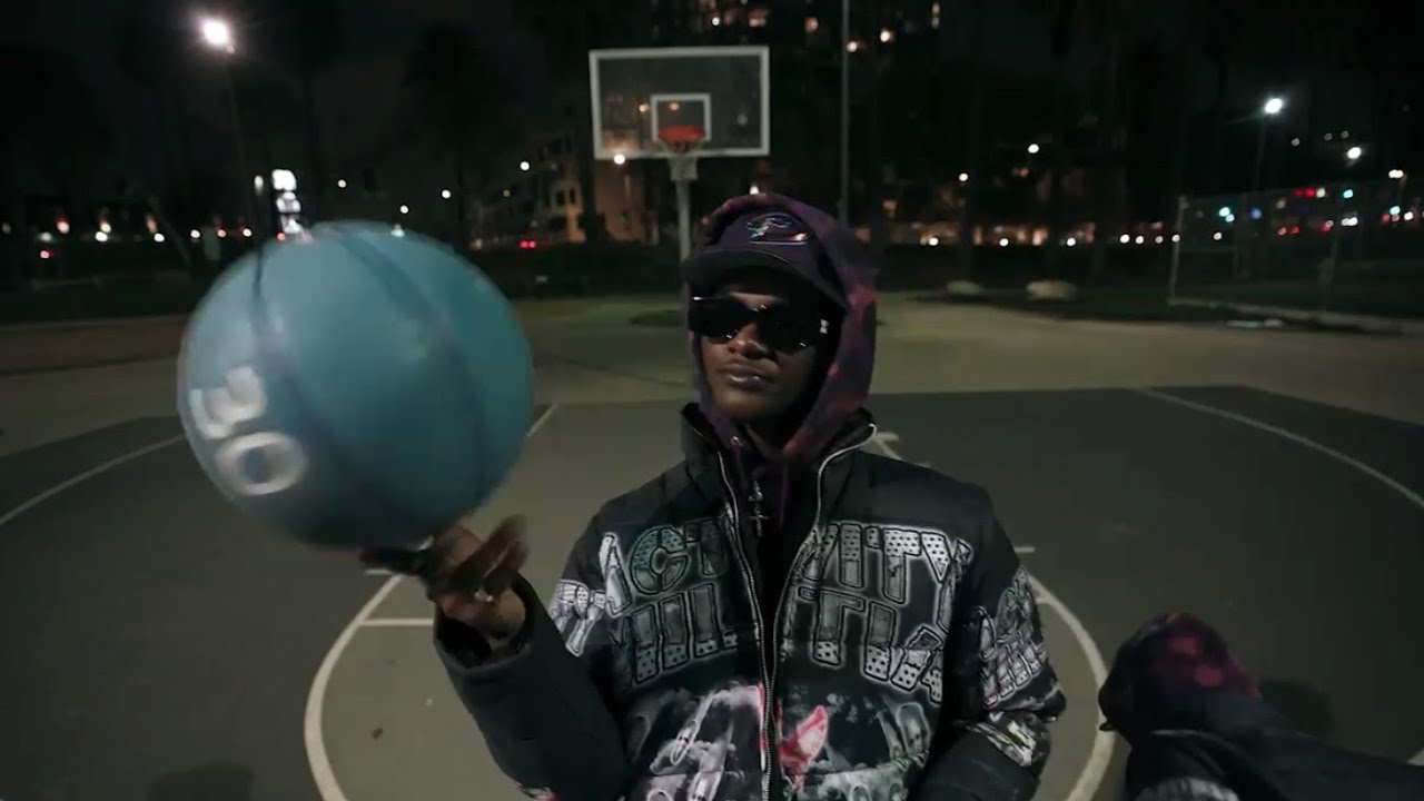 BIGBABYGUCCI - Jump (Official Music Video) - YouTube