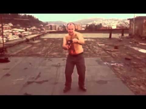 პრაქსისი 001 ქვები და პურები