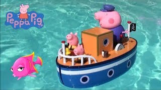 Peppa Pig: Disney Minnie Mouse Party Boat and Peppa Pig and Grandpa Pig Pirate Boat Toy Set Story