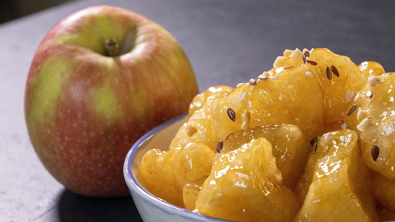 Я просто пожарил яблоки. Это невероятно вкусно!!!