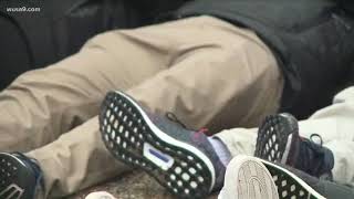 Teens protesting outside White House after deadly Florida shooting