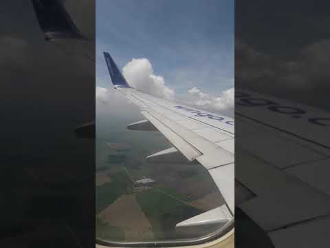 WINGO lading in CALI,co - COPA AIRLINES (ATERRIZAJE)