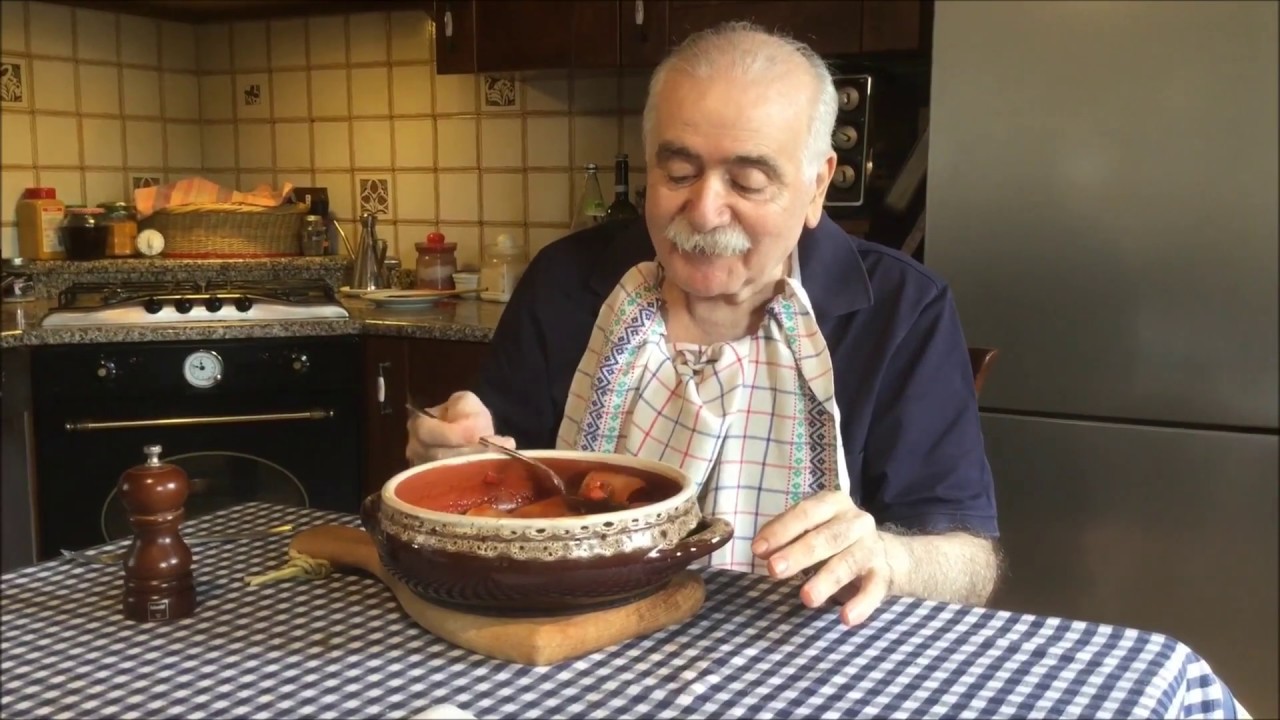 Paccheri di Gragnano con sugo di polpo verace e peperone al  cornetto