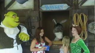 Donkey, Shrek and Fiona in Universal Studios