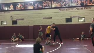 Celebrity Jon Reader - Clearing a underhook Wealth