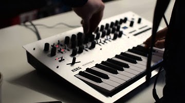Korg Minilogue Demo - Rian Trench (Solar Bears, Leo Drezden)
