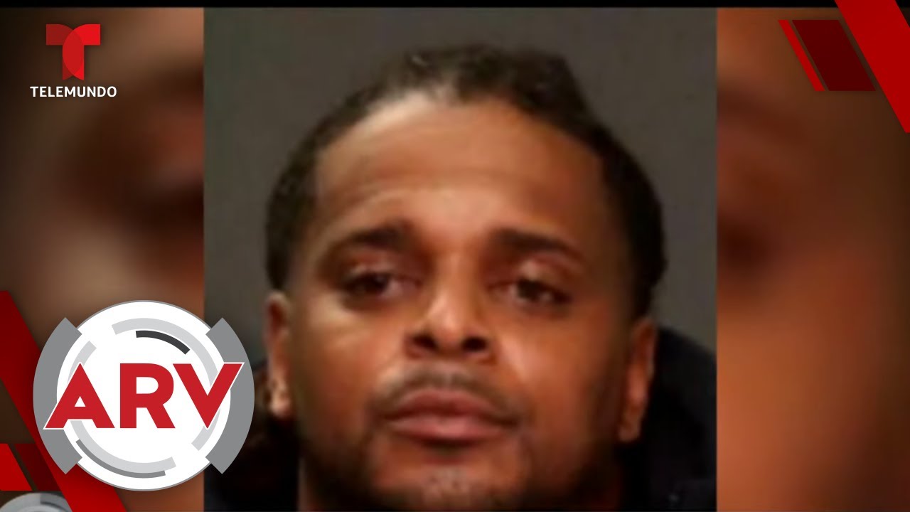 Hombre intentó asesinar a varios policías en Nueva York y quedó captado en video | Telemundo
