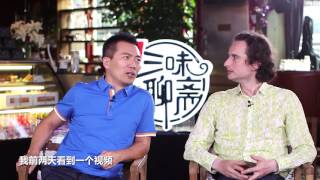 黄健翔曝美好回忆：希腊警察全是美女 我想被抓