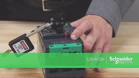 Installing S29370 Padlock Attachment on PowerPact B, H, J & L Breakers | Schneider Electric Support