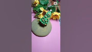 How to make Christmas tree with clay🌲#trending #trendingshorts #shorts #shortsfeed #diy #art #funny