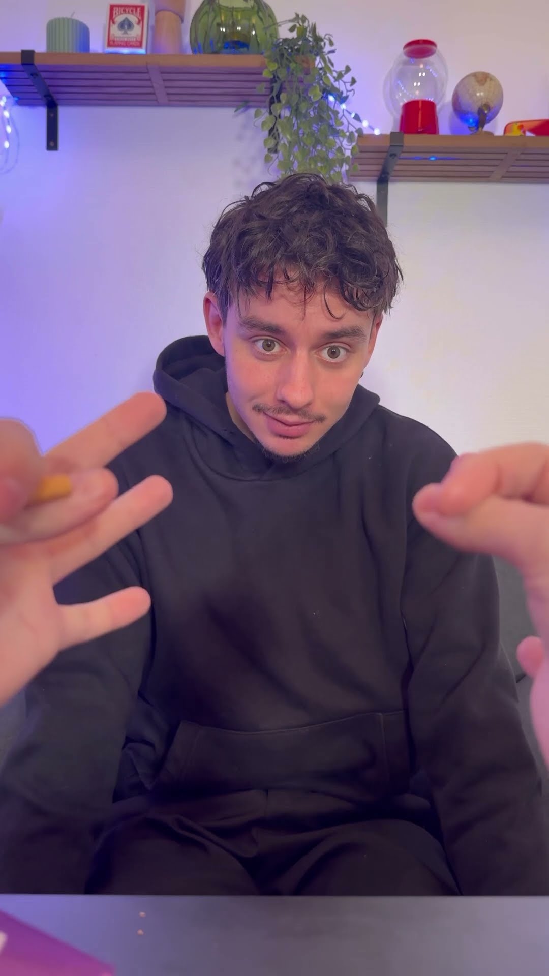 Je choque mon coloc !!??