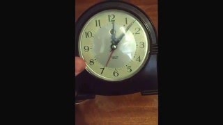 Smiths sectric Bakelite mantel clock