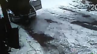 2000 Impala Intake Explosion as caught on security camera