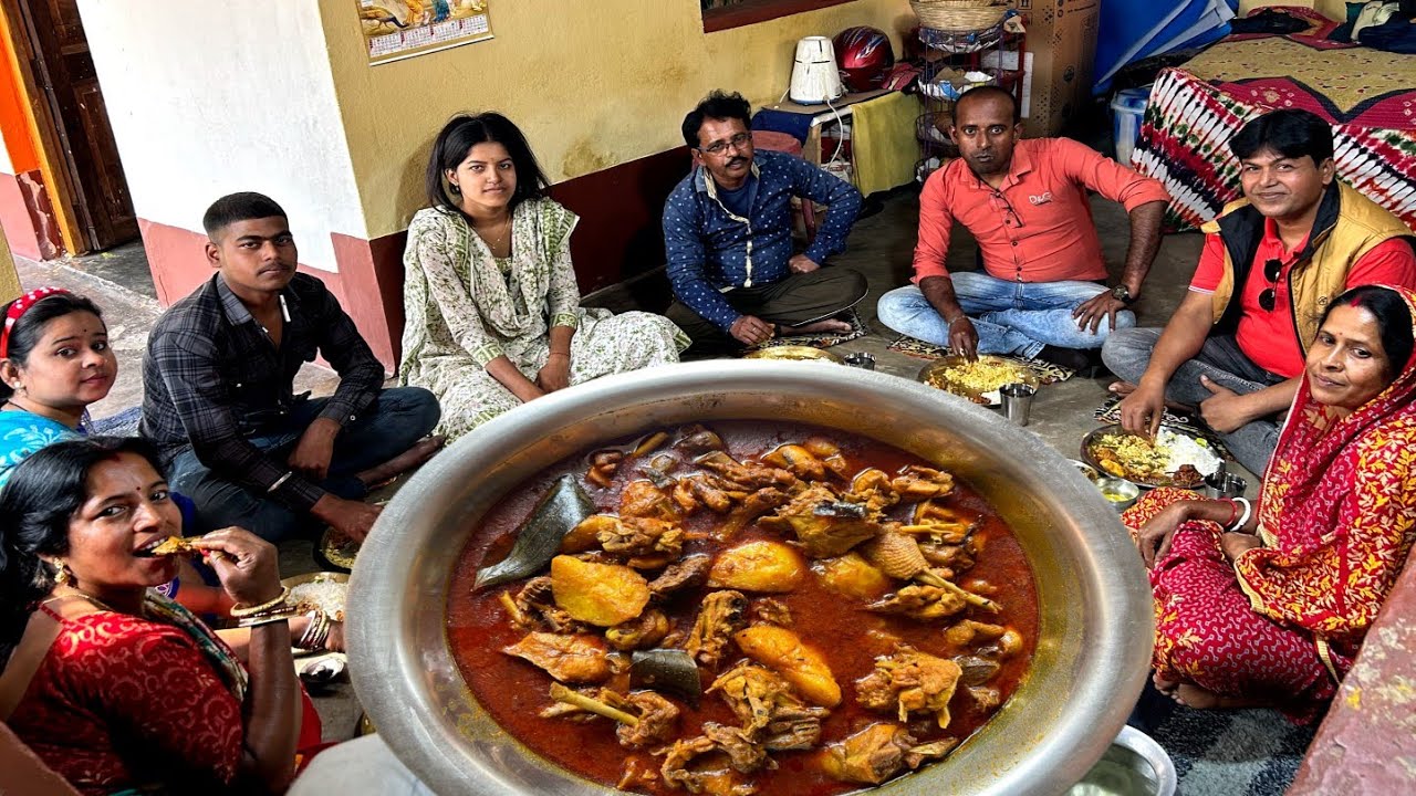 নদিয়া থেকে ছোট বোন ভগ্নিপতি এসেছে তাদেরকে নিয়ে আনন্দ করে খাওয়া-দাওয়া করলাম।।