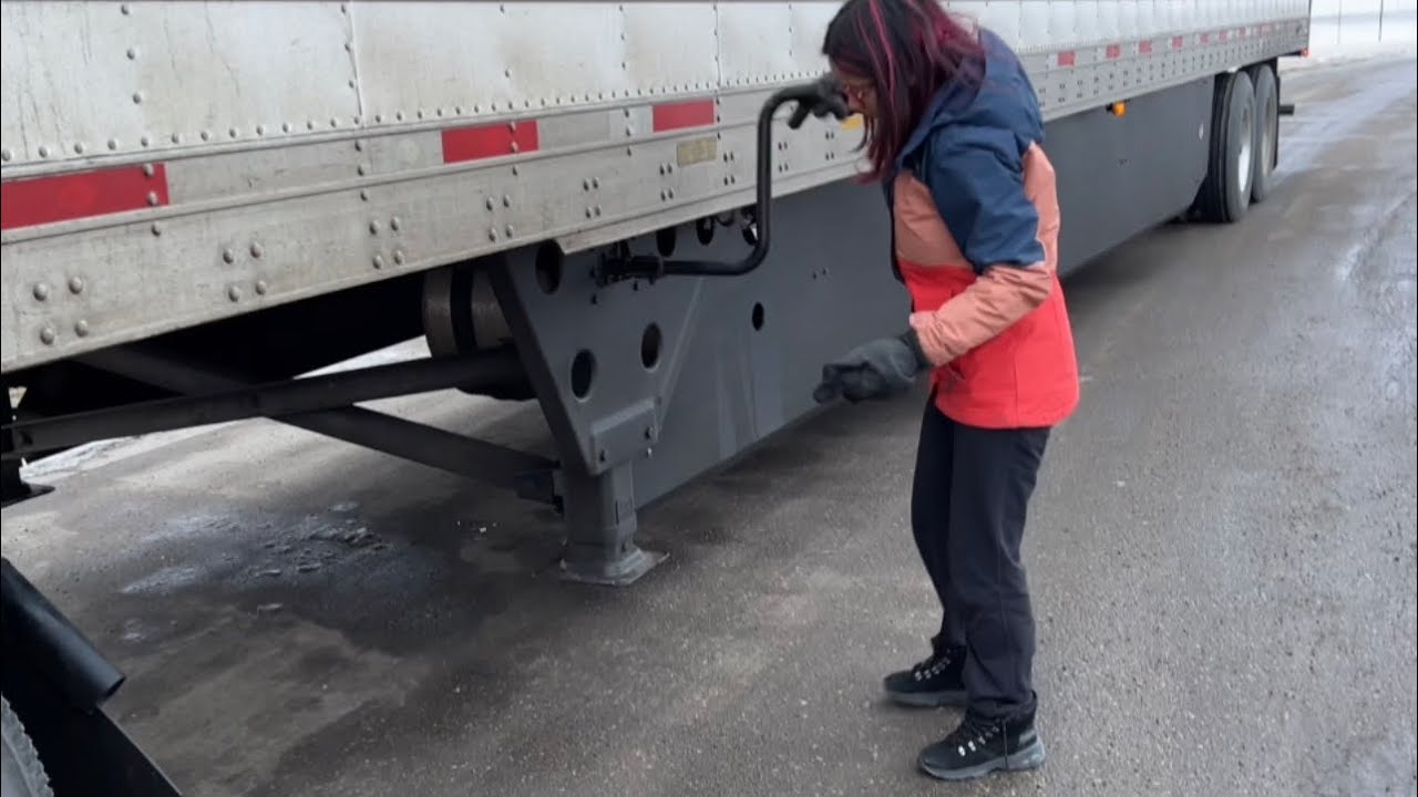 How to slide 5th wheel (Hindi) Trucking Video YouTube