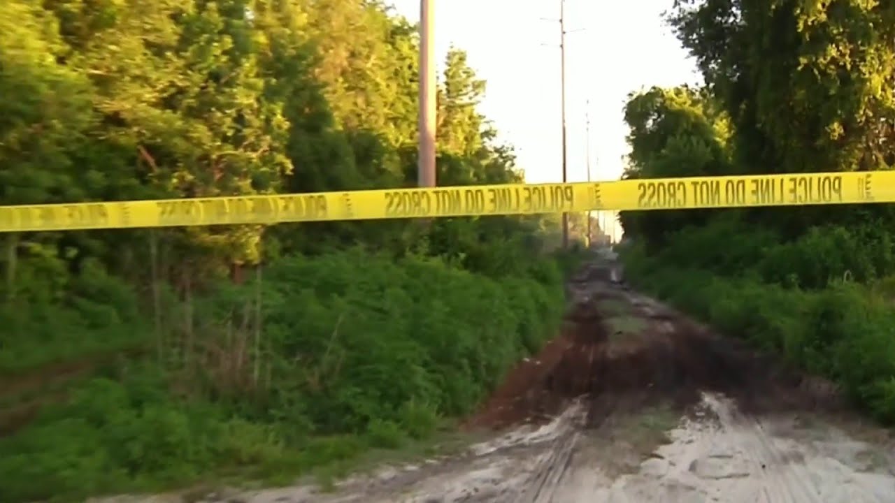 Decomposed body found in DeLand, police say