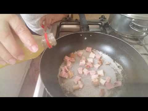 Vídeo: Como Cozinhar Ovos Mexidos Com Bacon E Batatas