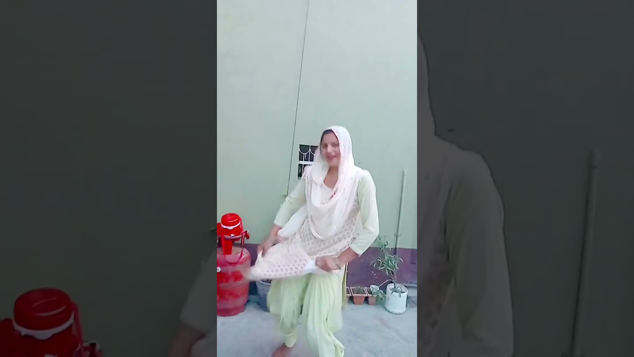 ghoom ghahra song dance by cute queen 