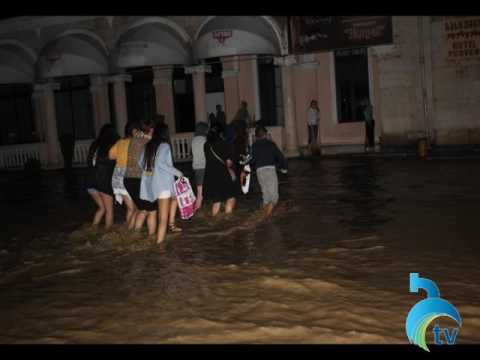იუსტიციის სახლის მიმდებარე ტერიტორია დაიტბორა