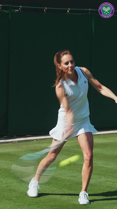 The Princess of Wales hits a winner against Roger Federer 😅 #shorts