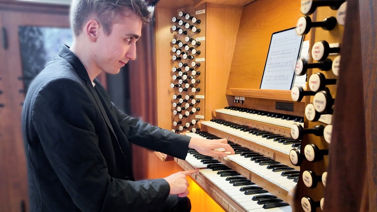 'Was Gott tut' on Cathedral organ.. but it's in a small village!